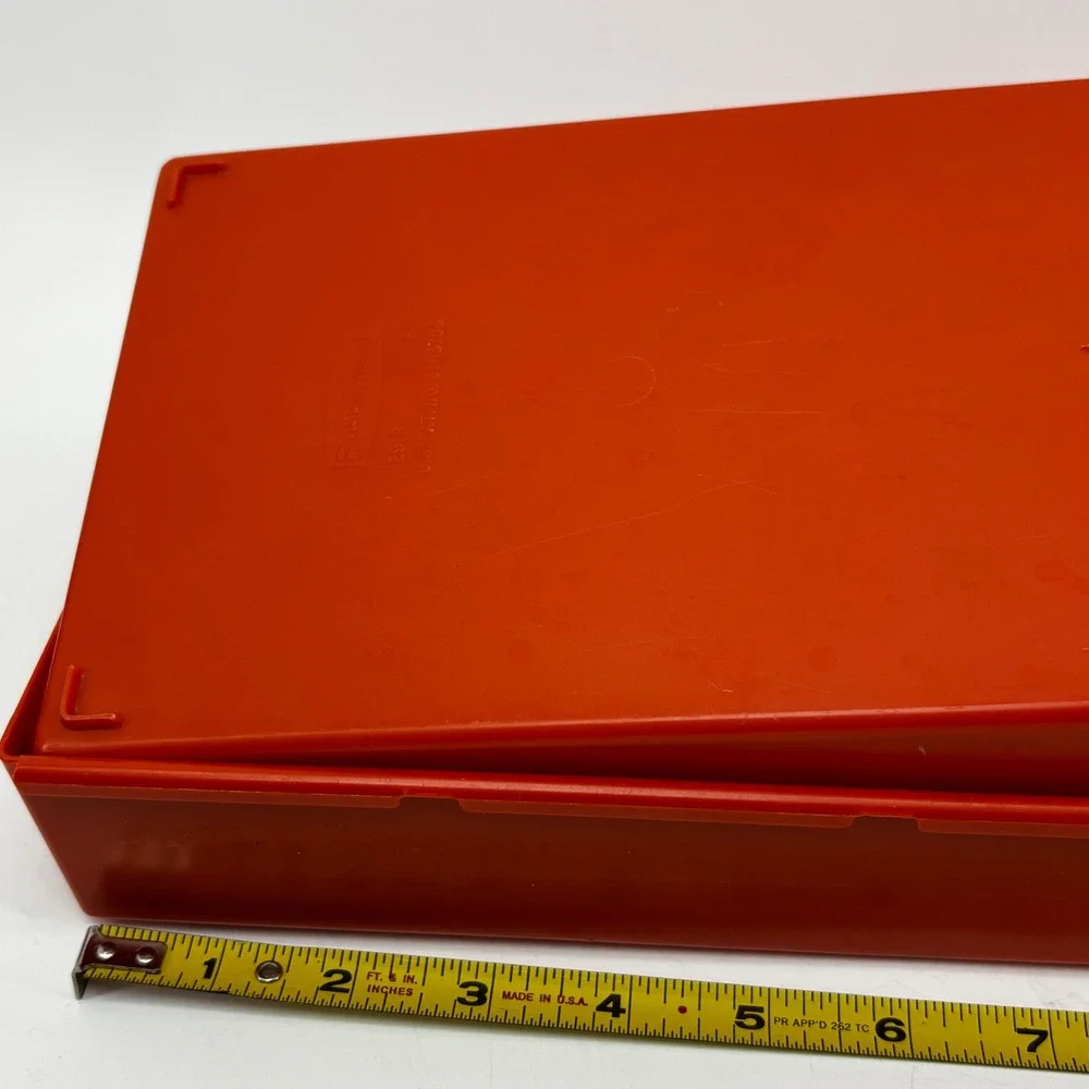Rubbermaid vintage 2918